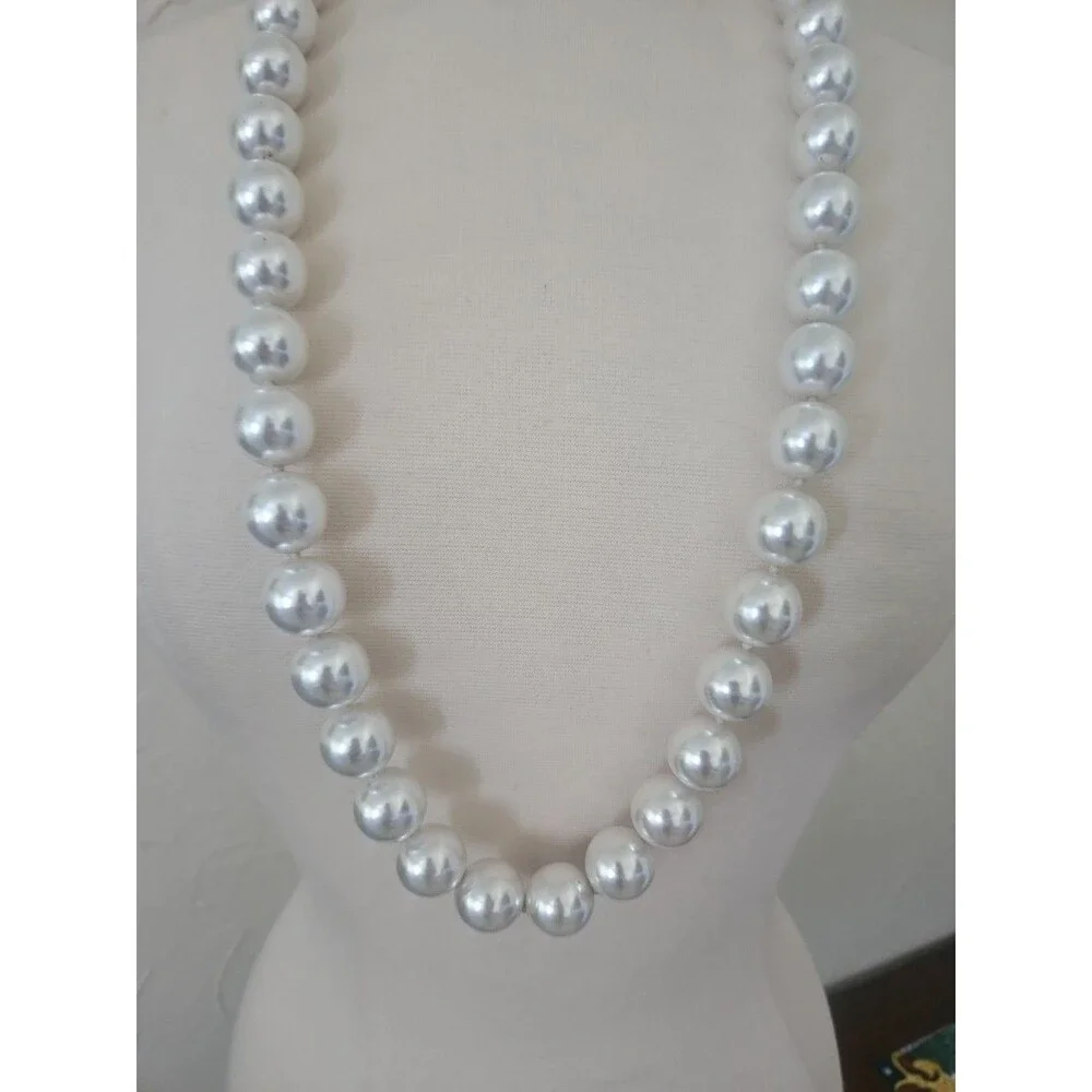 Vintage Kenneth Lane 36